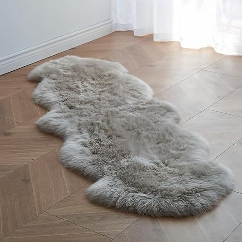 ムートンラグ 天然羊毛100% オーストラリア産 ムートン 長毛 高級ムートンラグ ファーラグ 防ダニ抗菌加工 ラグマット ファー マット フリースラグ マット カーペット もこもこ柔らかい 北欧 高密度 キャンプ ピースラグ 毛足約50~70mm 毛皮ラグ (リネン, 1匹/約65×90cm)のサムネイル