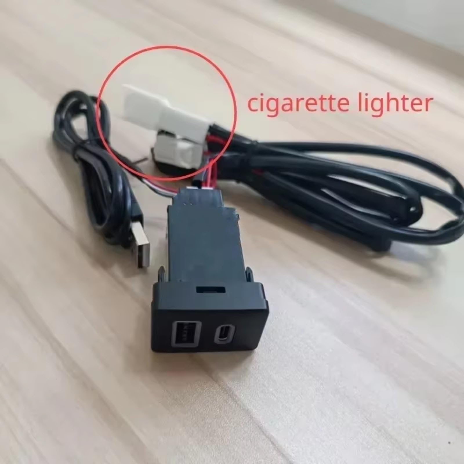 Cargador Coche Para TYPE-C Adaptador Entrada Carga Rápida Audio U-disk Compatible Con Toyota Para Auris Para Prius Para Hilux 2014-2017 Puerto USB Coche