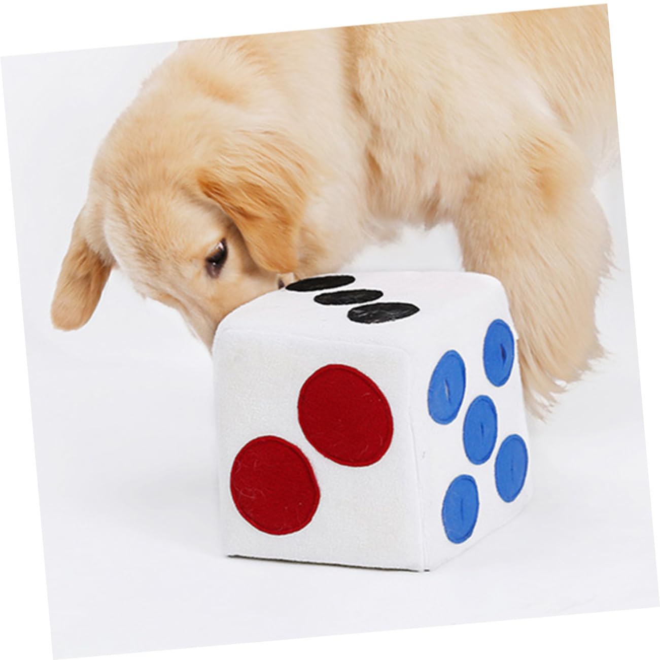 Kisangel Distributeur De Croquettes pour Animaux Forme Dé Jouet Olfactif Peluche Courte Alimentation Lente