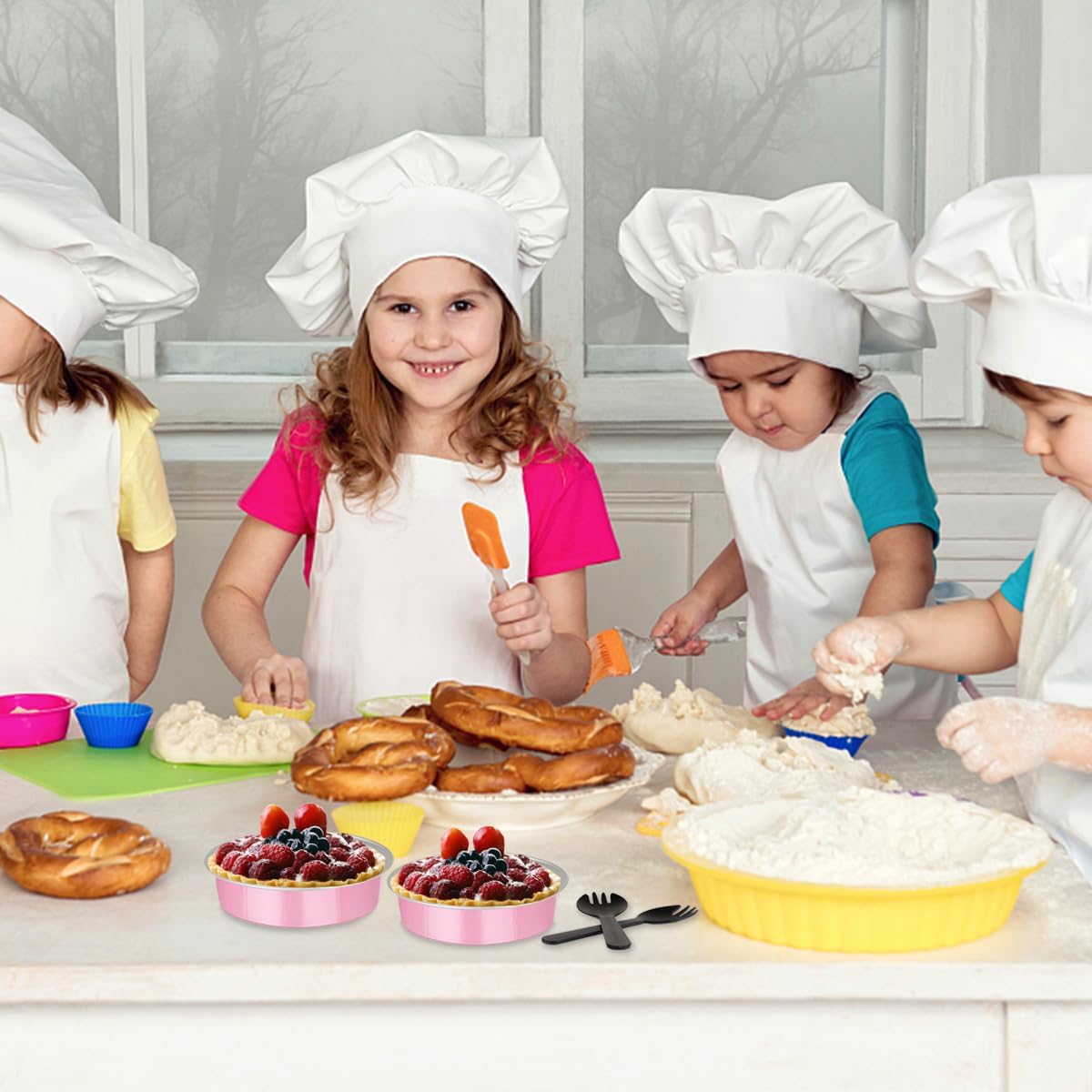 LNYZQUS 4” Mini Cake Tins with Lids 50 Pack, Small Aluminum Foil Pie Pans Disposable Ramekins Mini Tart Creme Brulee Baking Pans Dishes,Individual Muffin Tins Small Cake Contaniers-Pink - Image 5