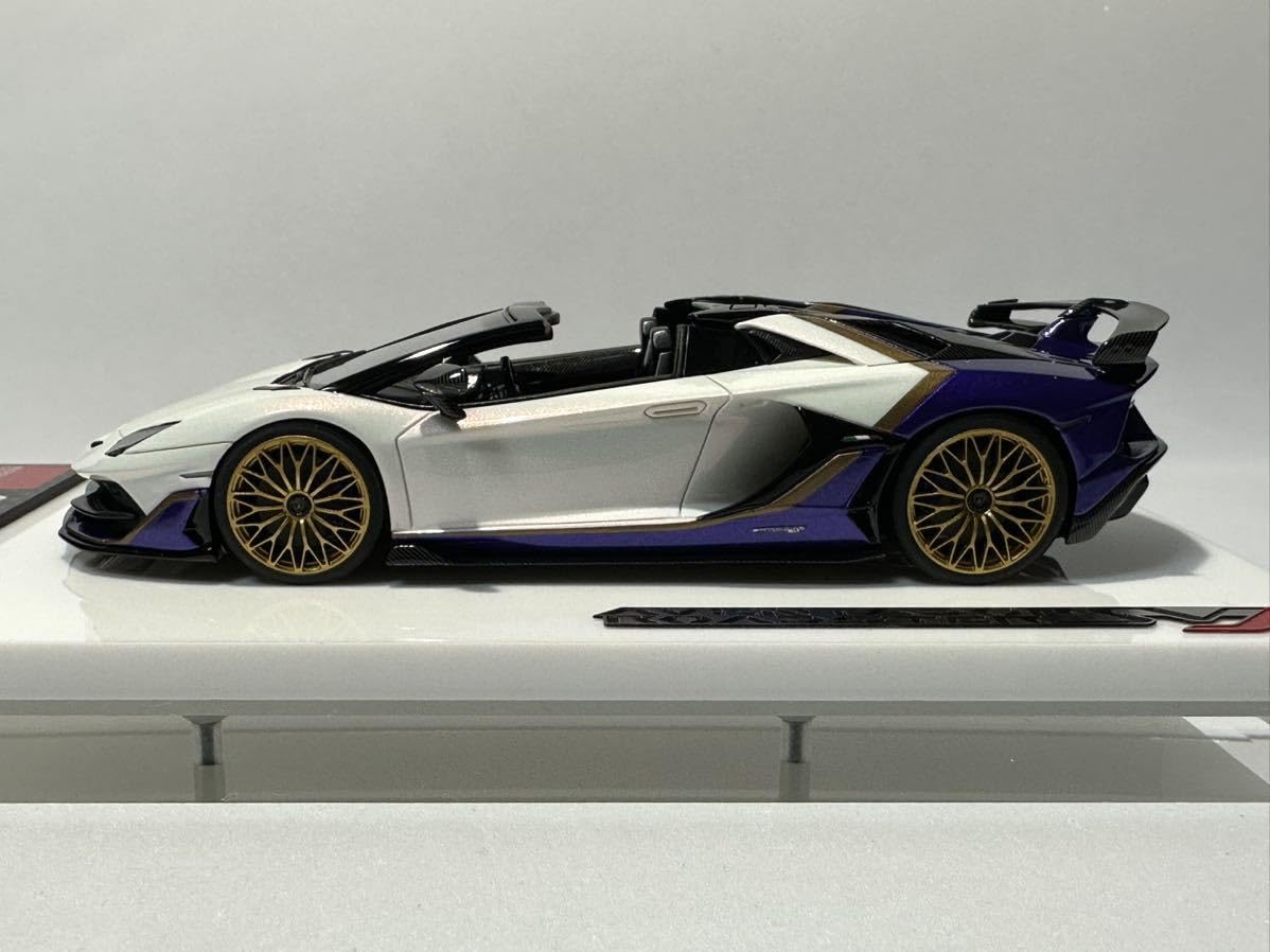 Amazon | AUTOSTRADA HOBBY 1/43 Lamborghini Aventador SVJ