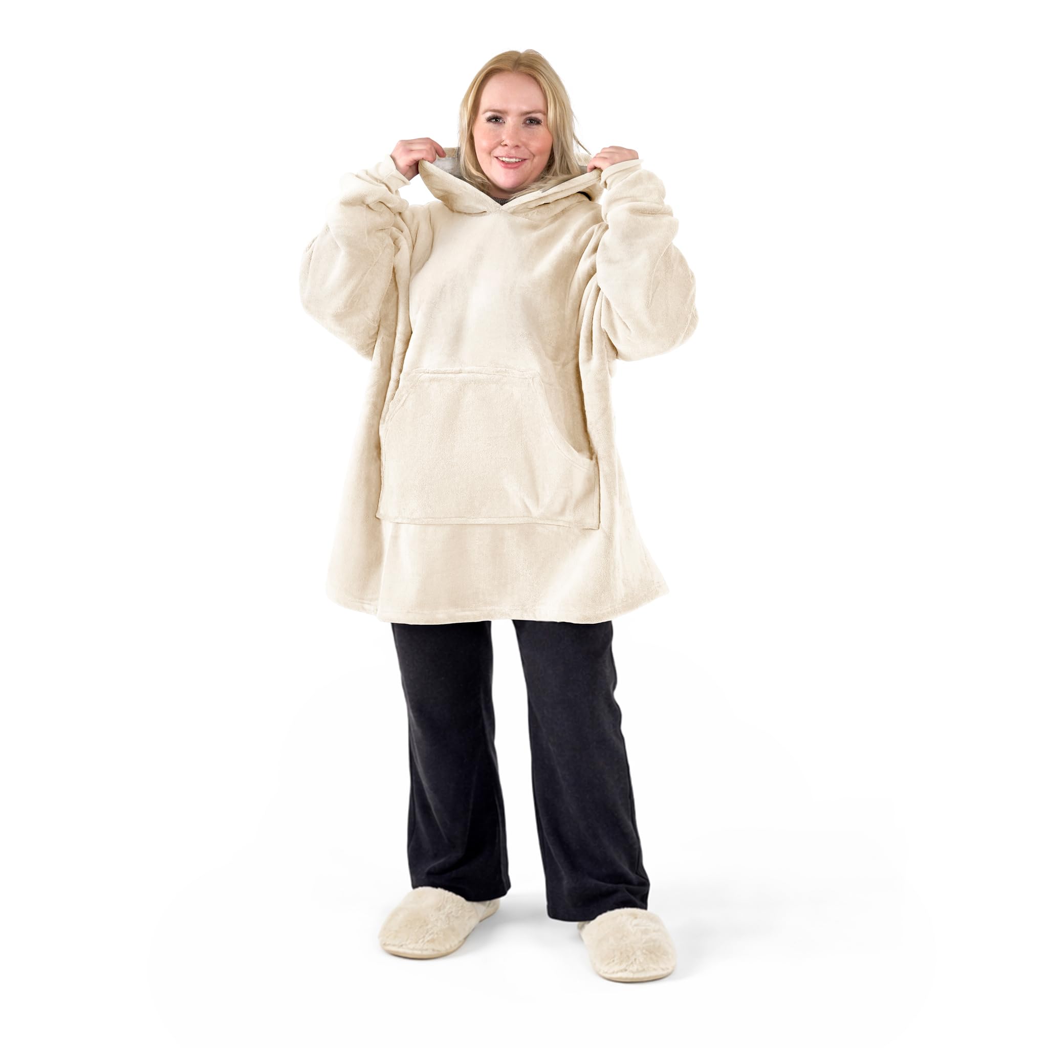 Bravich Oversized Fleece Hoodie Blanket - Ivory Cream. Fluffy Hooded Blanket With Super Soft Sherpa Lining For Adults, Men & Women. Hooded Wearable Blanket Throw, Super Warm, One Size Fits All.