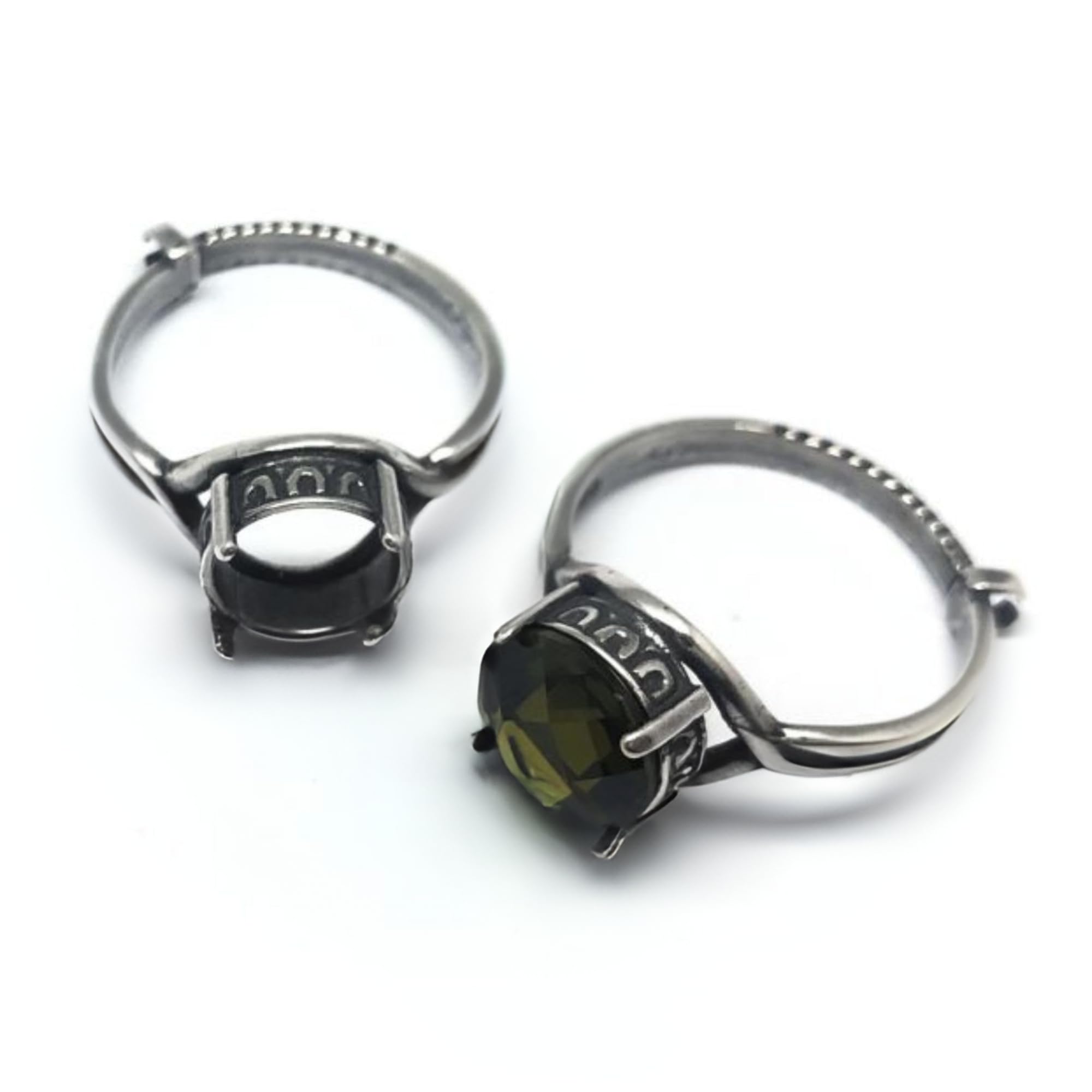 Stera JewelrySterling Silver Adjustable Round Locking Ring Bezel Settings - 10mm - Secure and Stylish Gemstone Display