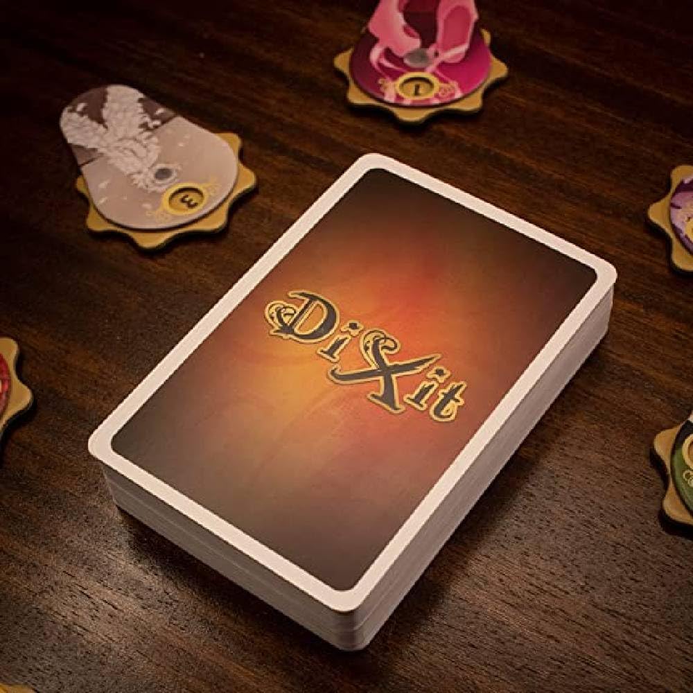 Galápagos, Dixit, Jogo de Tabuleiro para Família, 3 a 8 jogadores, 30 minutos por partida Galápagos, Dixit, Jogo de Tabuleiro para Família, 3 a 8 jogadores, 30 minutos por partida