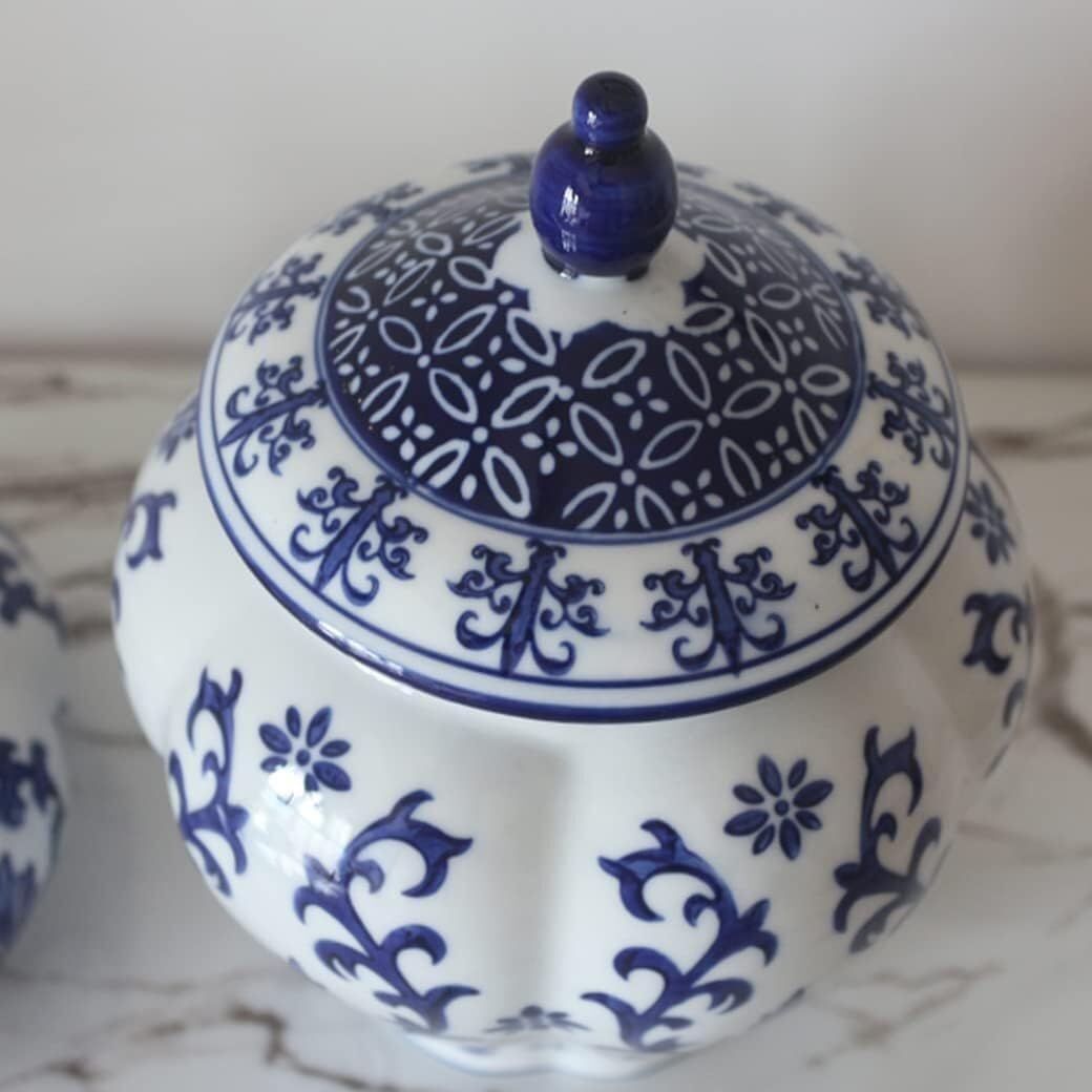 Food Storage Jar,Decorative Jar Ginger Jar Vase Decor Blue and White Ceramic Ginger Jar with Lid Chinese Tradition Decorative Porcelain Jars Temple Jar with Lids Ginger Jar,a-20 * 15Cm