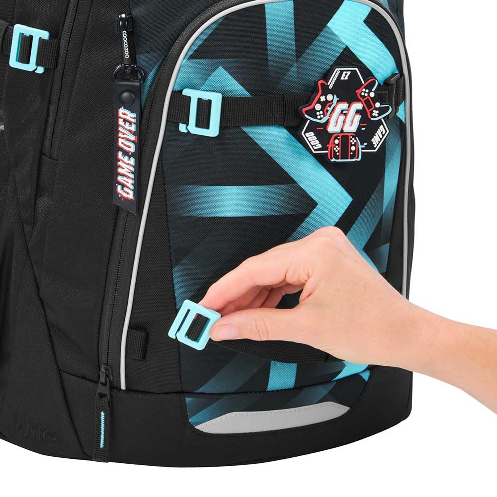 coocazoo MATE Schulranzen-Set 3tlg für Mädchen und Jungen ab der 4. Klasse mit Rucksack. Schlamperetui und Sportbeutel (Laser Lights V2)