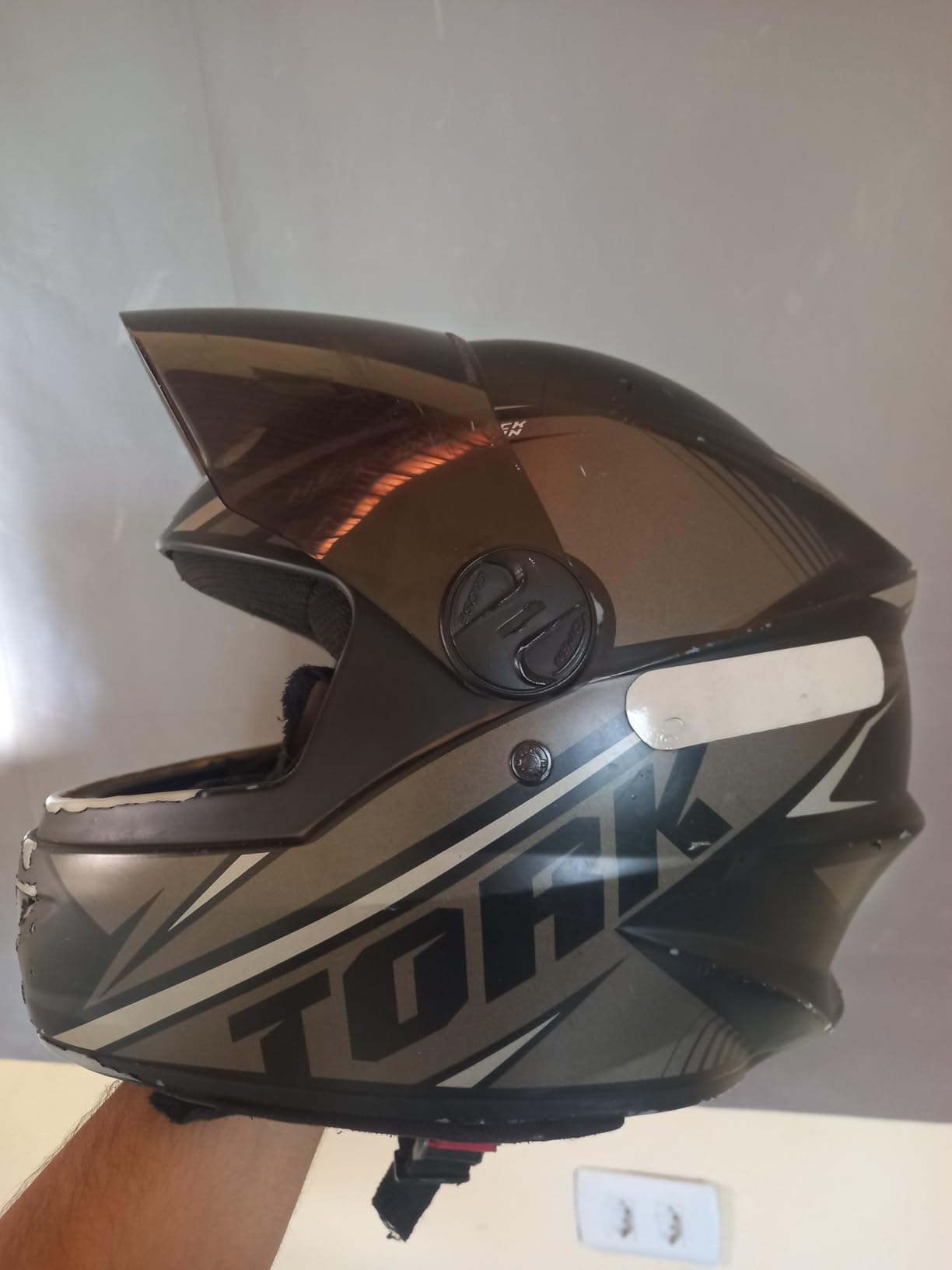 CAPACETE FECHADO PRO TORK R8 PRATA TAM. 56 VIS. FUMÊ