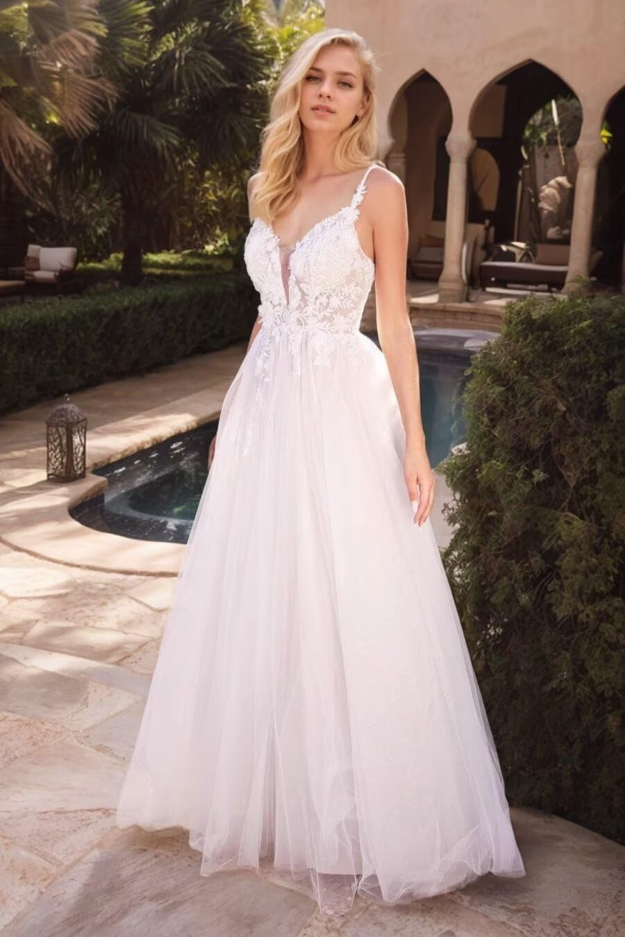 Women’s Lace Applique Wedding Dresses Tulle Beach Boho A Line Weeding Bridal Gown