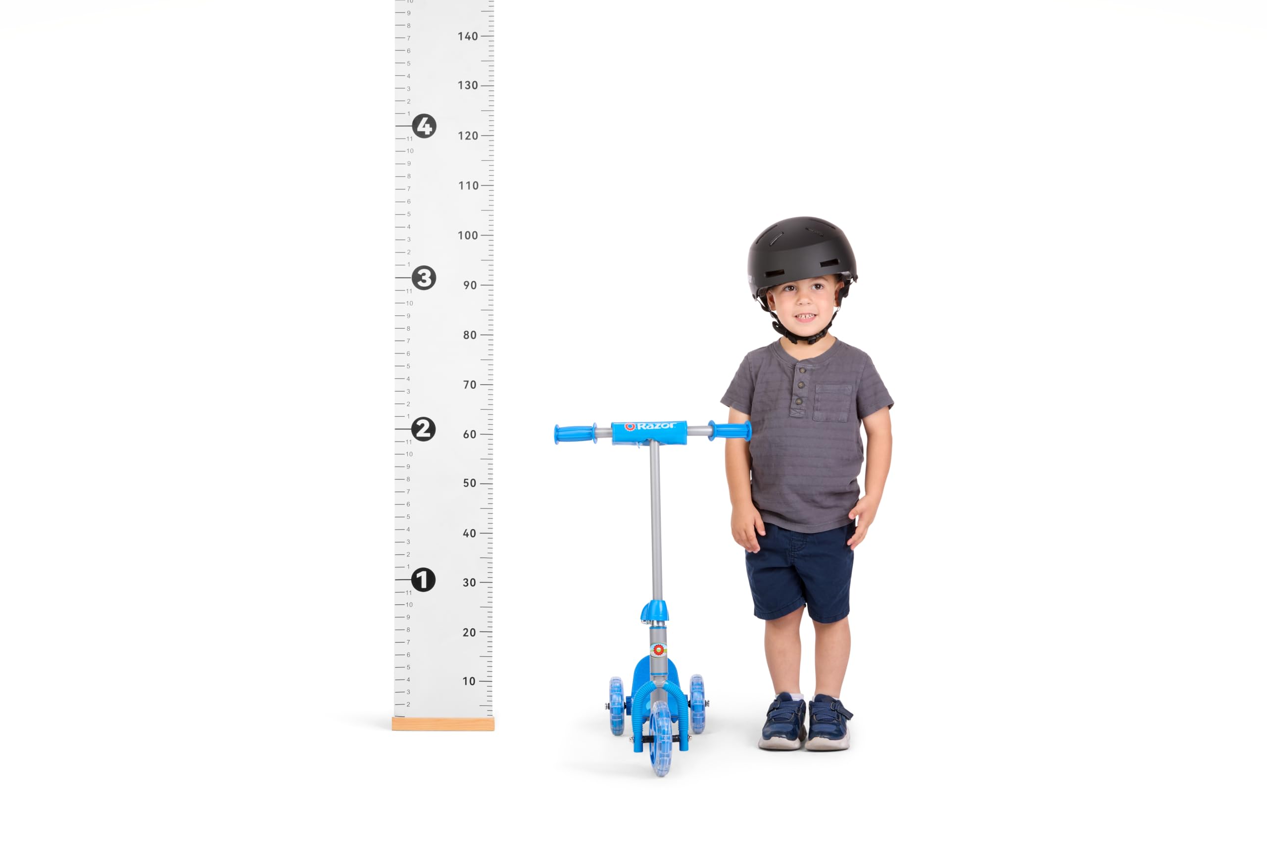 Amazon.com : Razor Jr. Lil' Kick Scooter 19 x 5.25 x 9 : Sports