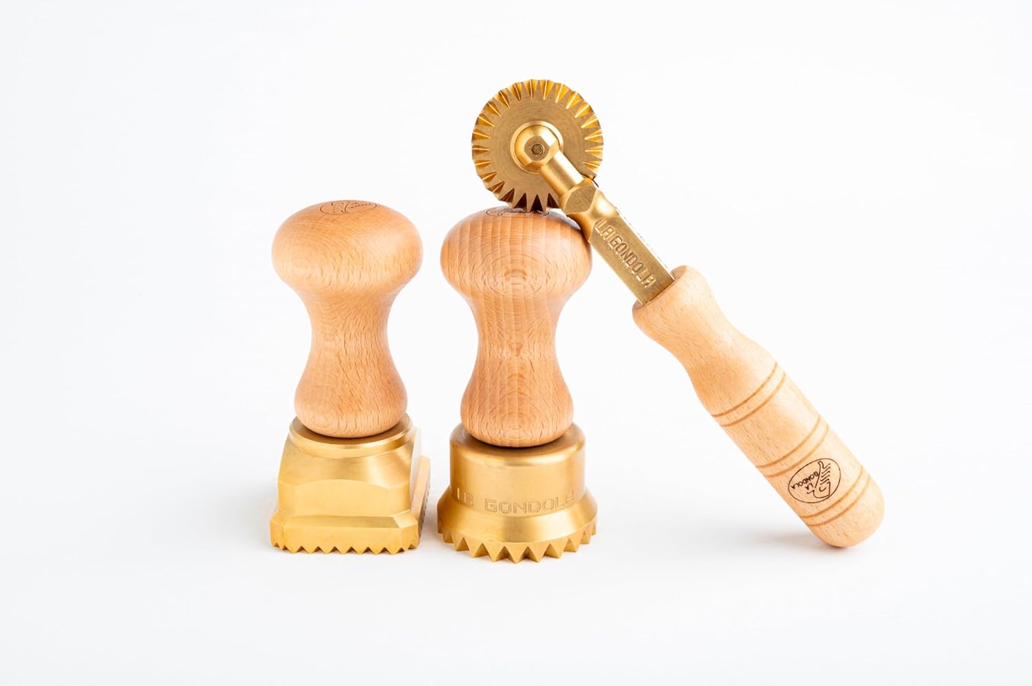 La Gondola Set of 3 Pasta Tools - Square Festooned 1.77x 1.77 in & Round Festooned 1.97in Ravioli Stamps & Pasta Cutter Festooned Wheel | Brass & Natural Wood | Easy to Use | Made in Italy
