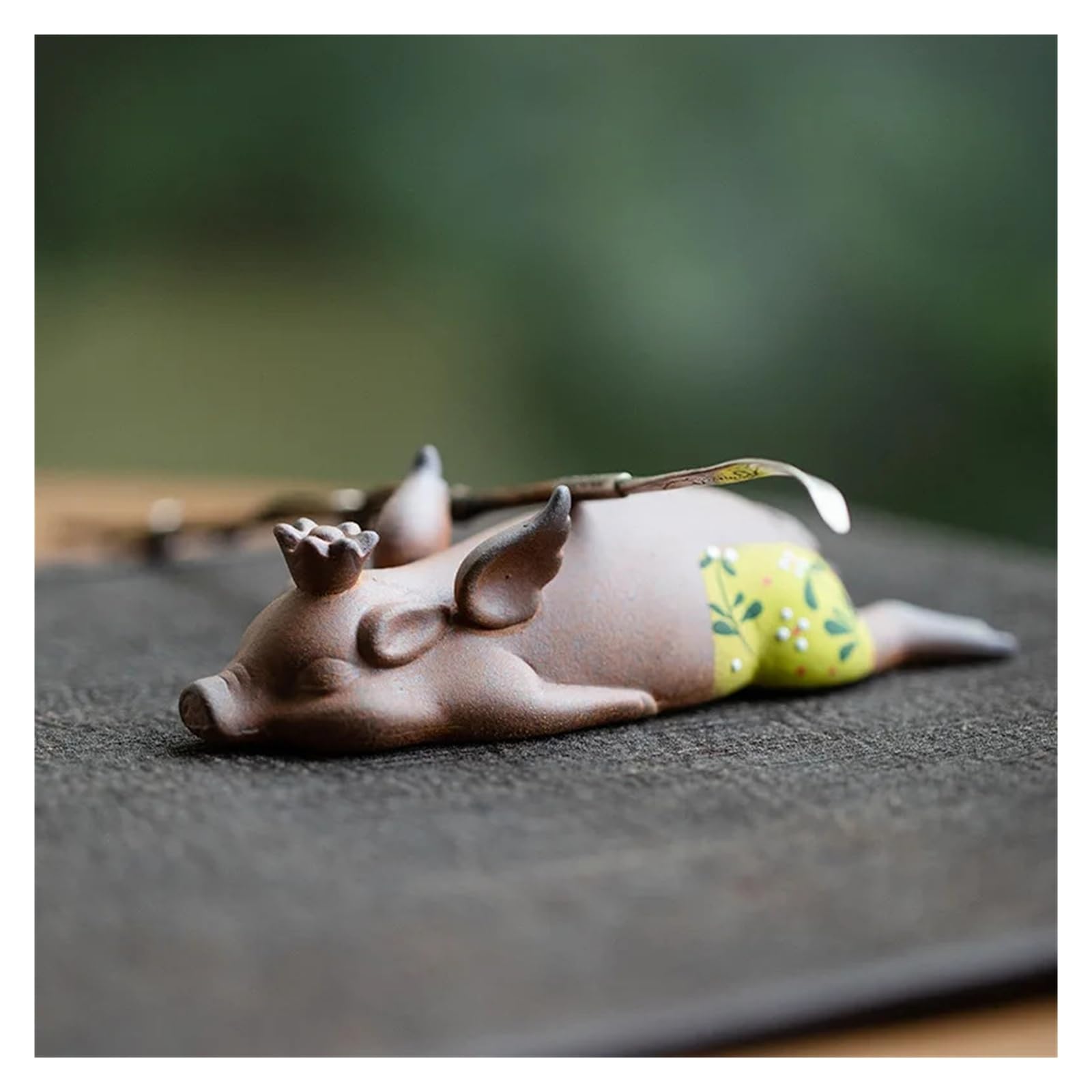Figurilla Cerdo Volador Pintada a Mano para Té