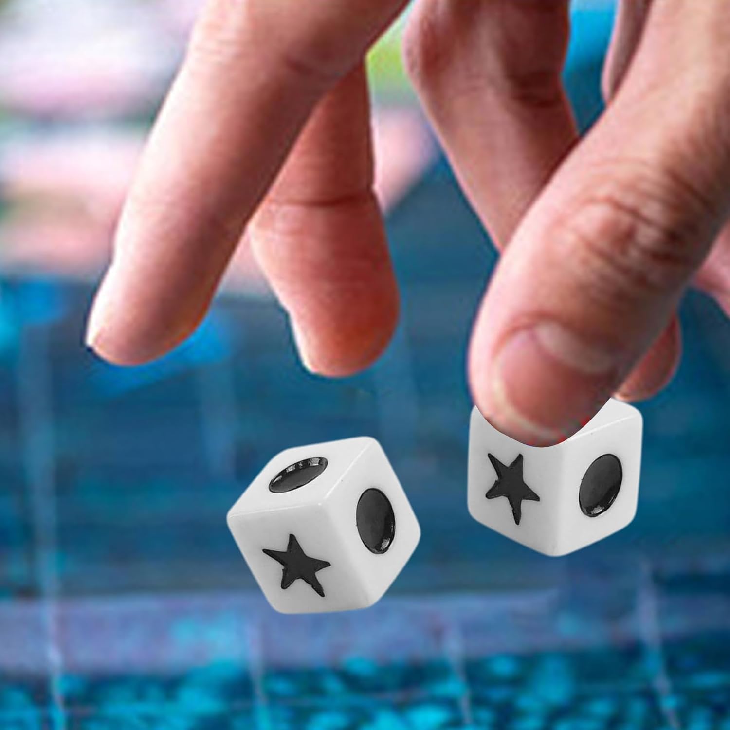 5Pcs Left Right Center Dice Six Sided 16mm Standard Size Acrylic Dice Easy to Grip Game Dice Games Standard Game Dice Dice Games - Image 4