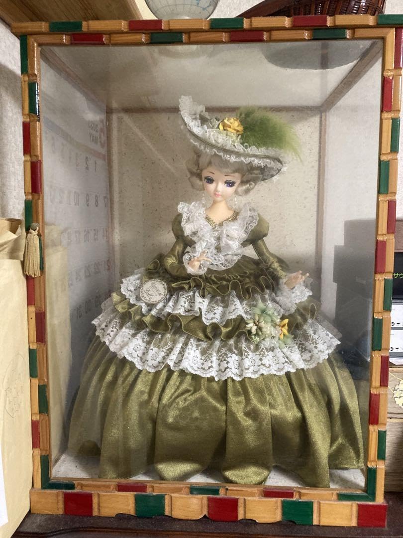 【 超美品】アンティーク フランス人形　 ヴィンテージ　専用クリアケース付き 超美品】アンティーク フランス人形 ヴィンテージ 専用クリアケース