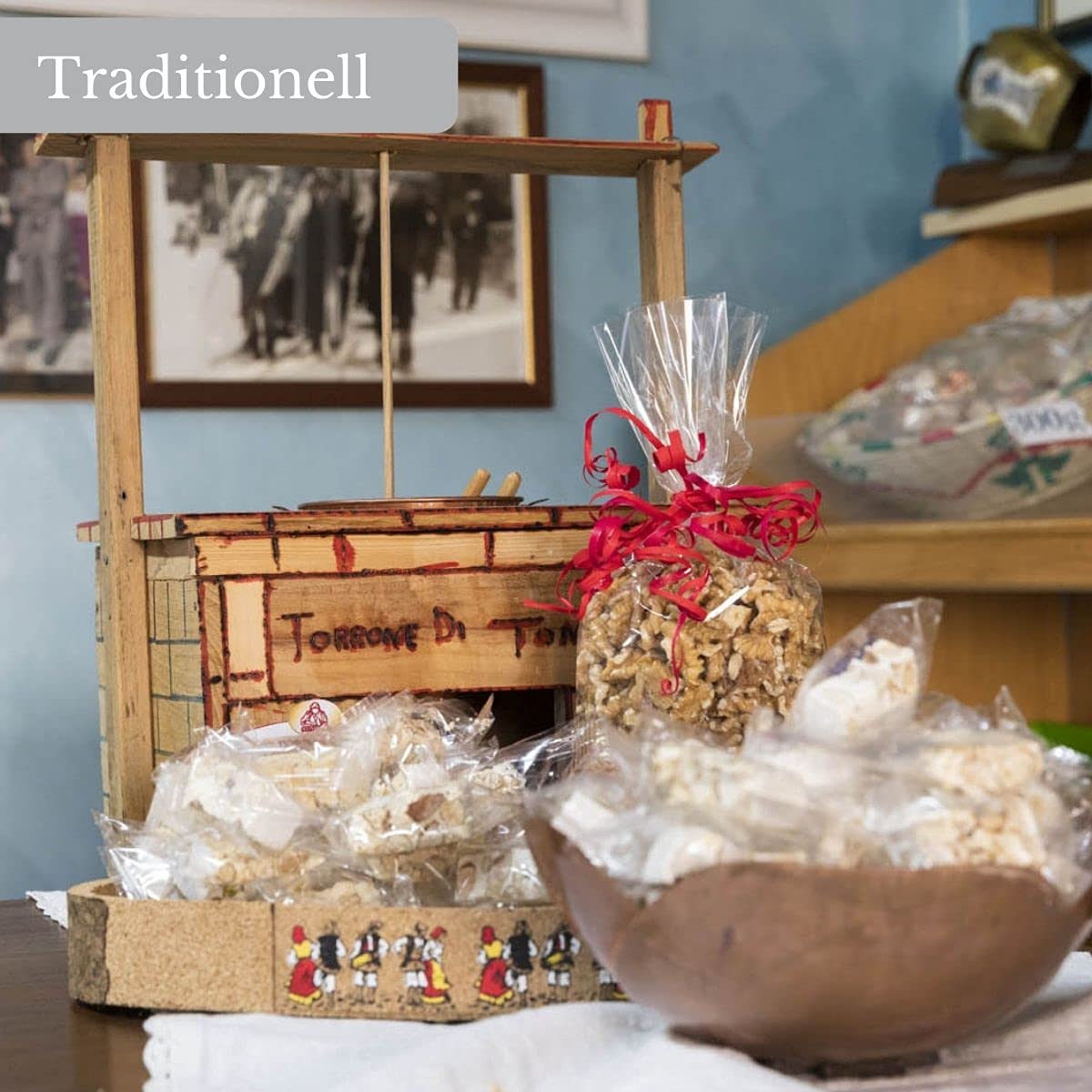 LA VELA Genusswelten Geschenk-Set "Torroncini aus Sardinien", 3 x Torrone Mandel - Haselnuss - Walnuss, handwerklich hergestellt im Familienbetrieb, weißer Nougat mit sardischem Honig