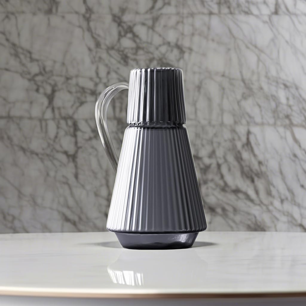 Sizikato Carafe à eau de nuit classique en verre rayé avec gobelet 850,5 g.
