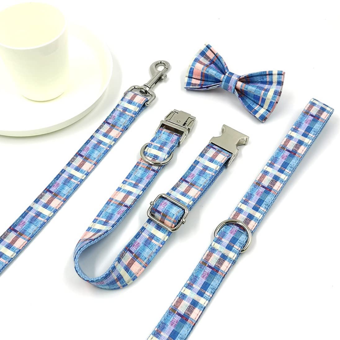 Smycz dla Psa Oddychające Szelki dla psa Kamizelka psów Bez ściągania Ucieczka Obroża i zestaw smyczy Niebieskie paski Puppy Bowtie Collar Miękkie Regulowana(56-62cm)