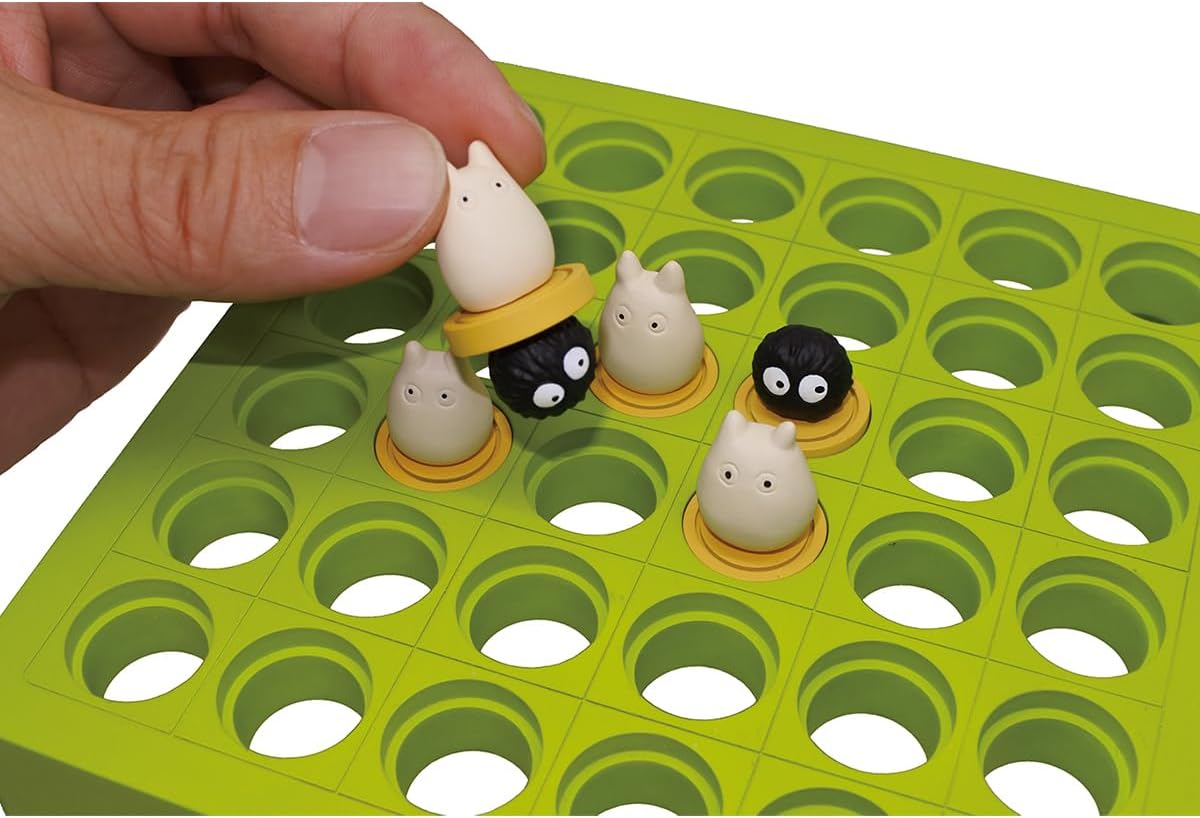 Ensky - My Neighbor Totoro - Totoro and Kurosuke Reversi (Othello) Board Game