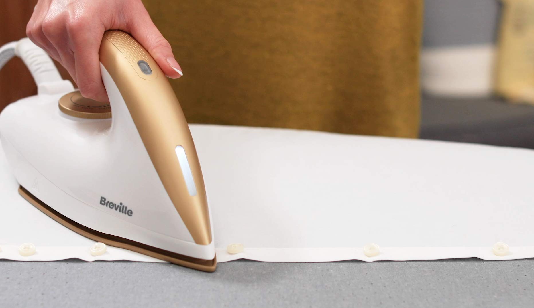 Breville Pressxpress - Plancha con caldera, placa multidireccional de cerámica, golpe de vapor 230 g, chorro de vapor vertical 100 g/min, 5 bar de presión, color blanco