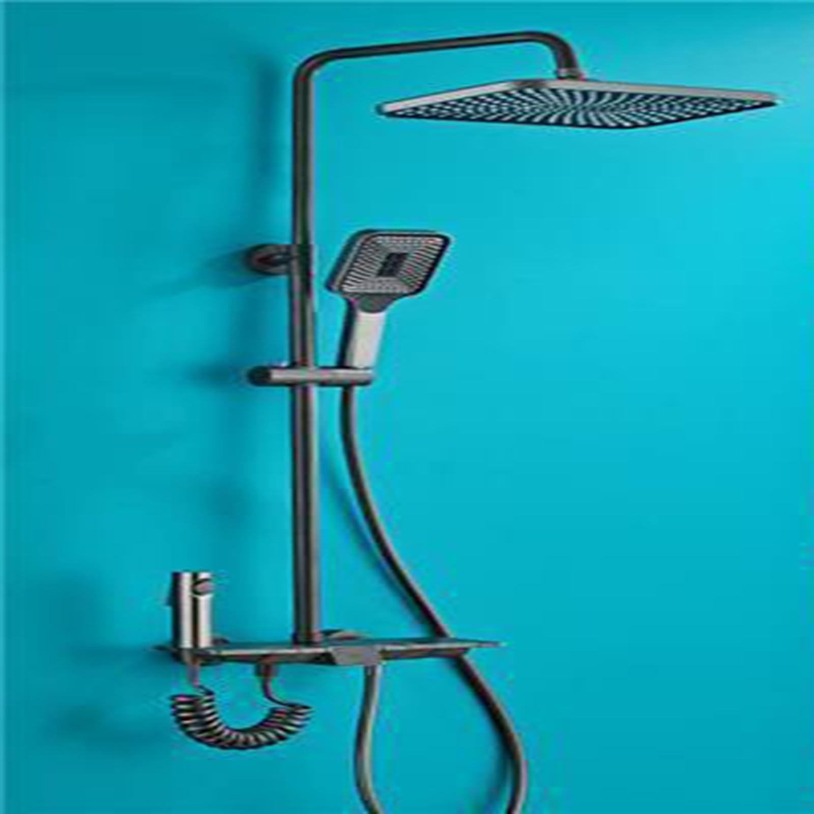Ensemble de douche blanche pour salle de bain familiale moderne