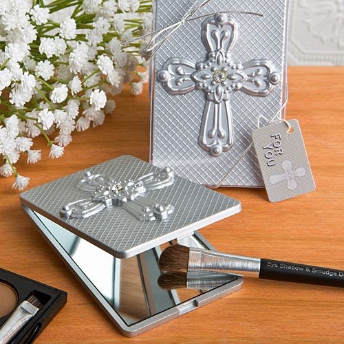 Preisvergleich Produktbild 40 Compact Spiegel mit kunstvollem Kreuz, von Fashioncraft