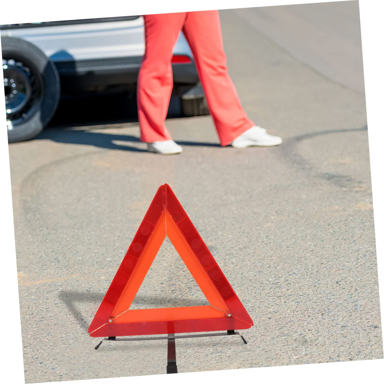 Triangolo Segnalazione Auto Rosso in Plastica 1 Pezzo | Segnaletica di Sicurezza, Cartello Allarme, Alta Visibilità, per Emergenza Stradale e Veicoli