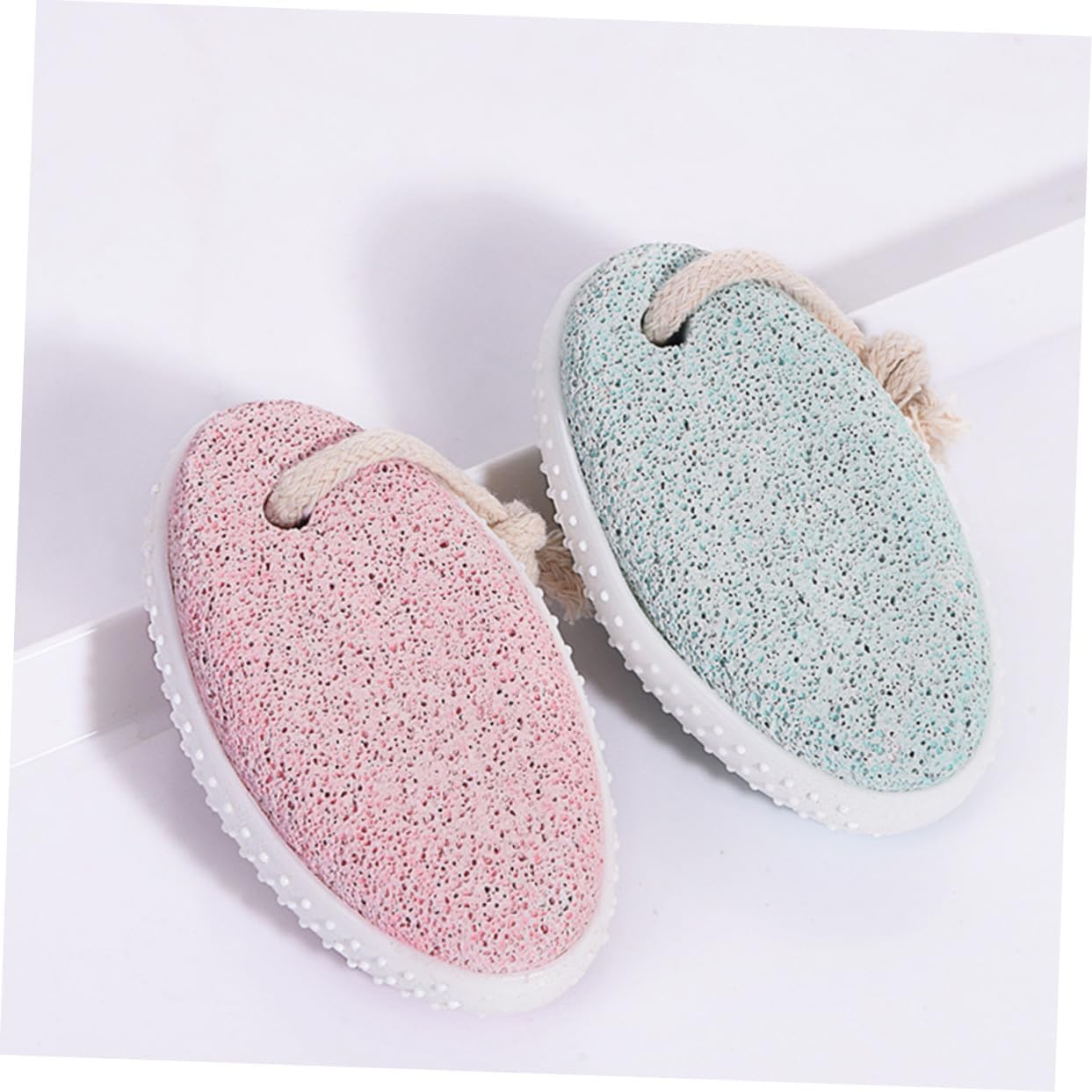 Oval Pumice Stone Foot Grinding Tool for Callus Removal and Dead Skin Exfoliation Lightweight Foot Care Scrubber for Smooth and Hands Portable Green Volcanic Pedicure Stone