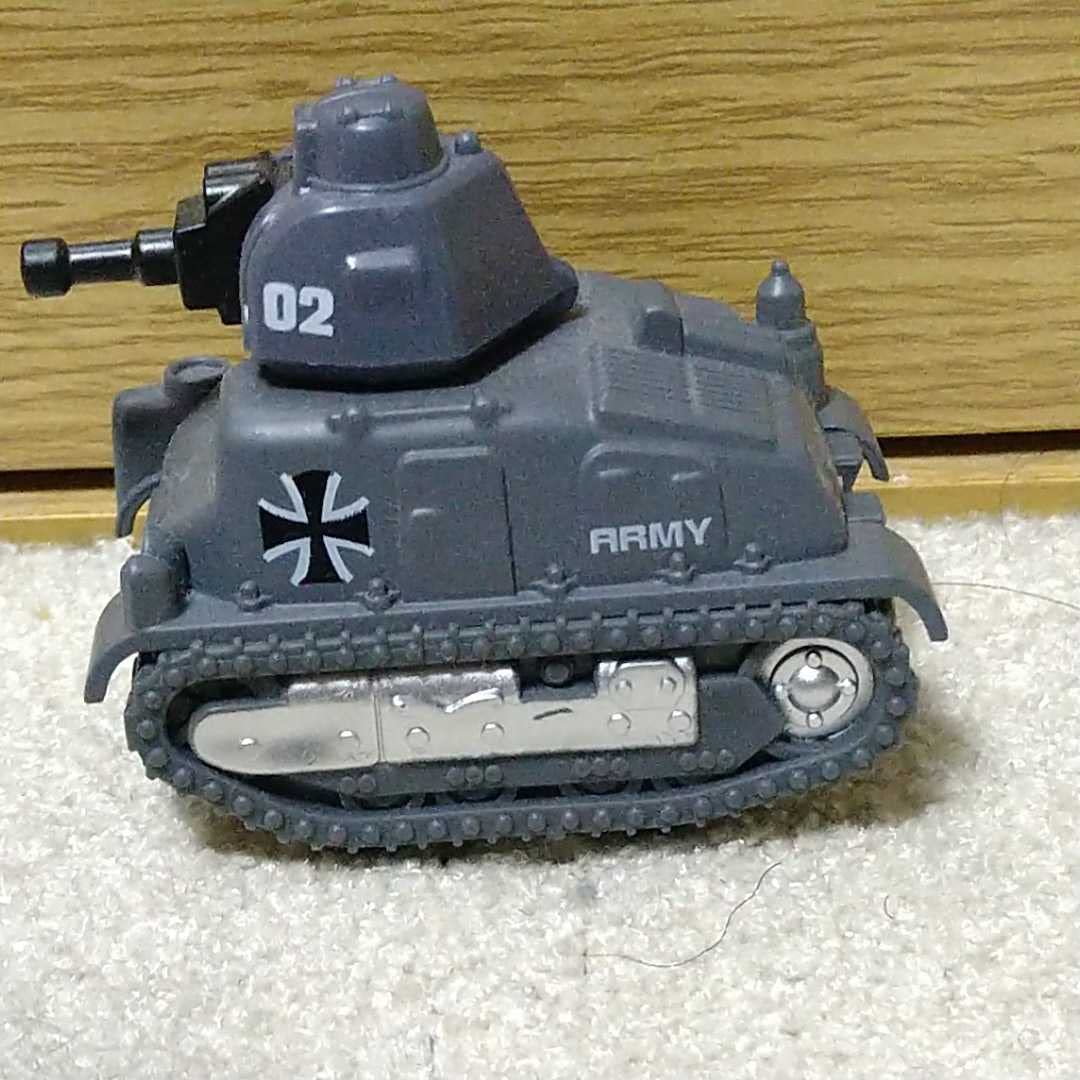 Amazon | DAISO タンク ミニ プルバックカー ソミュアS35風