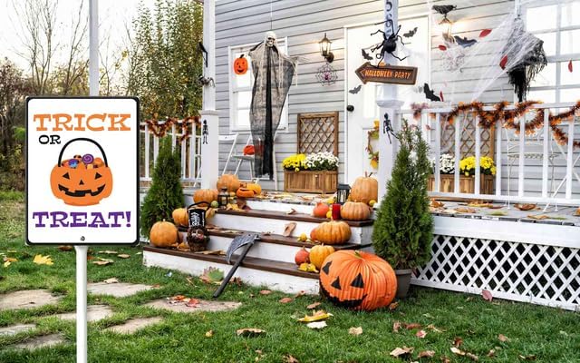 Vista 3 de Eveokoki Letrero de Halloween para patio, decoración de escoba y estacionamiento, letreros decorativos para jardín, estacas de aluminio