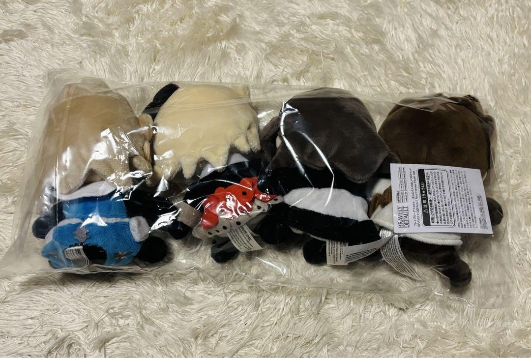 Amazon.co.jp: ブレイブリーデフォルト 主人公4人のぬいぐるみセット