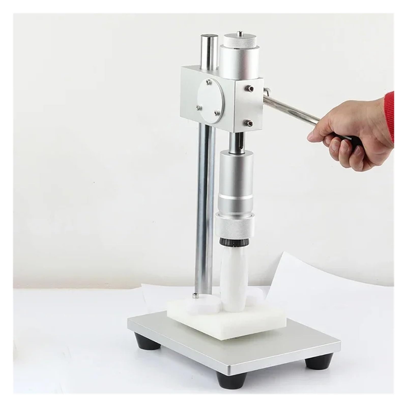 Macchina Tappatrice For Sigillatura Bottiglie For Profumo, Olio Essenziale, Pneumatica/manuale, Diametro Bottiglia 13/15/18 Mm, 20 Opzionale(SET 8)