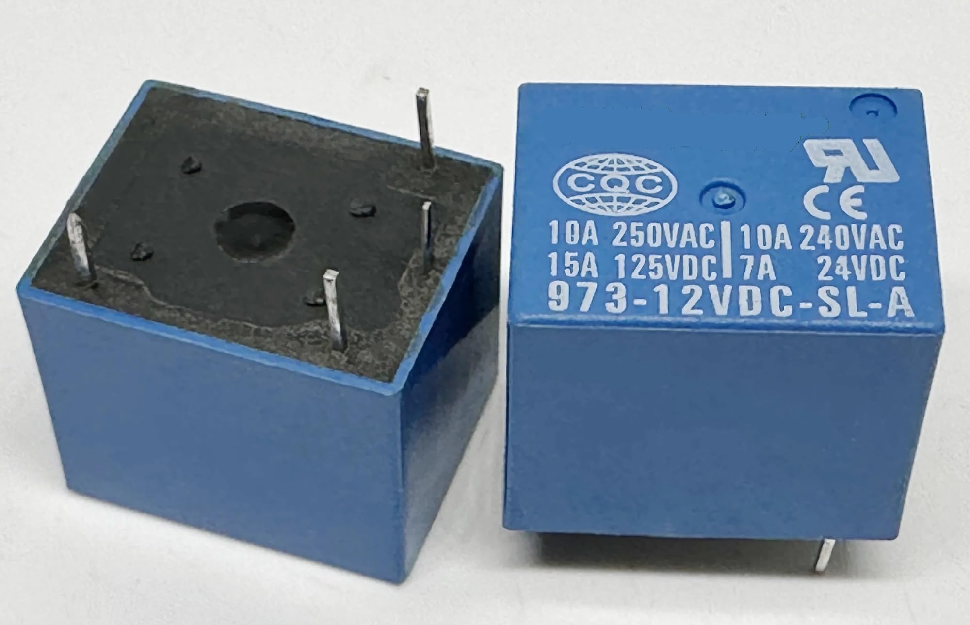 Relais 4 broches T73A pour remplacer composant usé 973-12VDC - 4