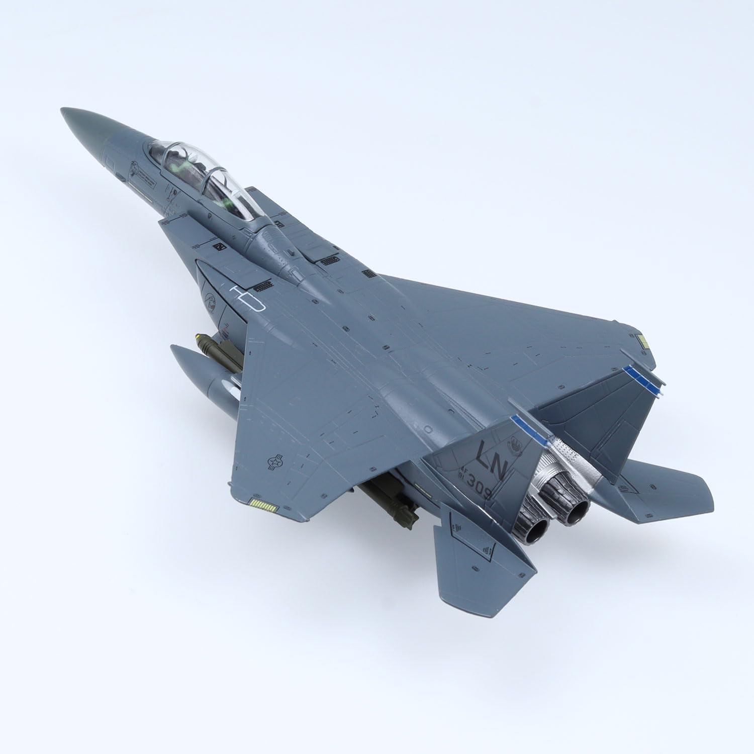 vdakyurm F-15 American Eagle Aircraft Model 1:100 Metal die-cast Fighter Jet Model for Collection and Gift