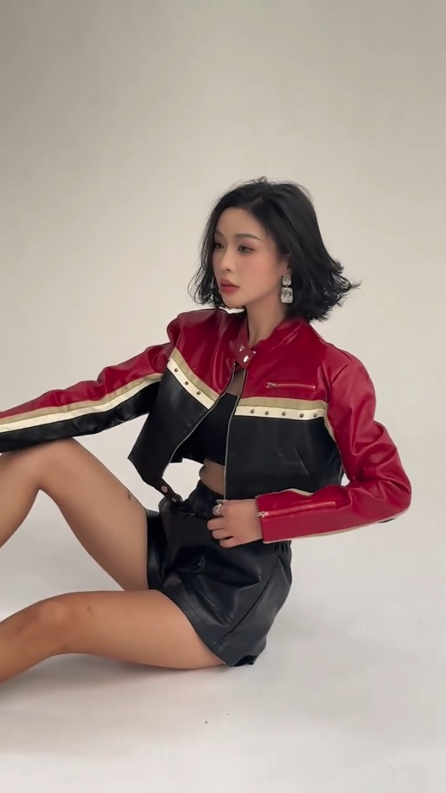 RISCUYY Bomber Jacket Women Cropped Leather Red Zip Up Long