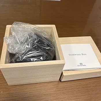 Grand Seiko 南部鉄器岩鋳小物入れ Amazon.co.jp: グランドセイコー 南部鉄器小物入れ : おもちゃ