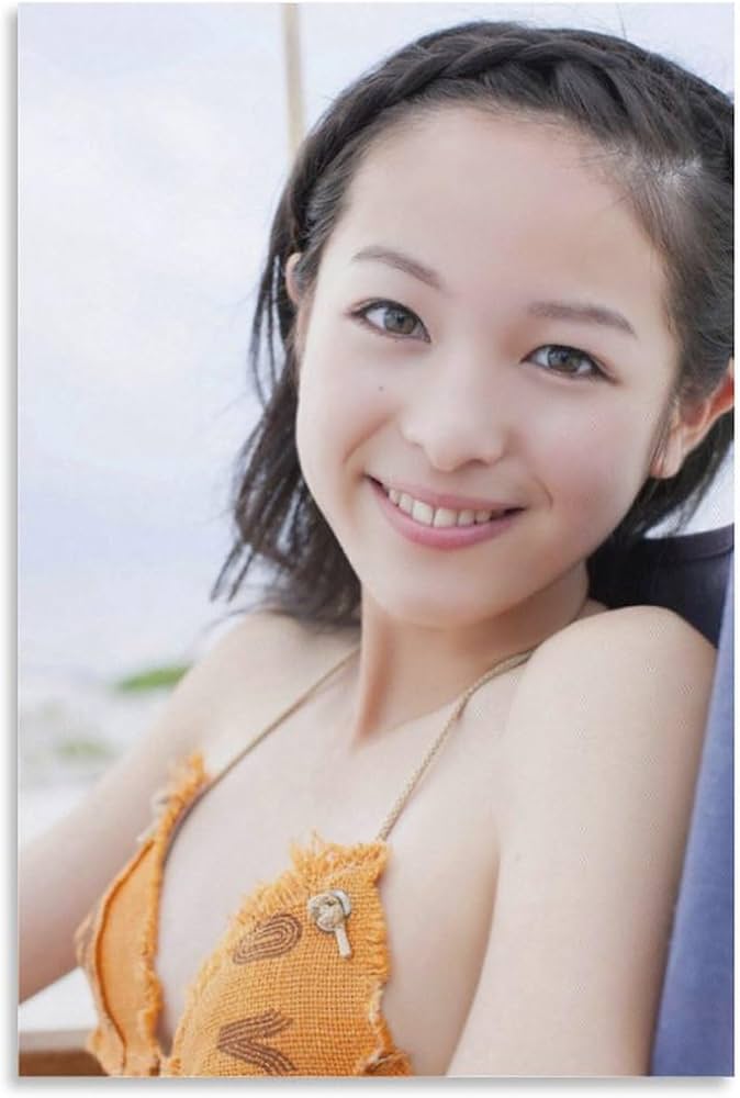 Amazon.co.jp: 清野菜名グラビア画像のポスター クール ポスター 壁