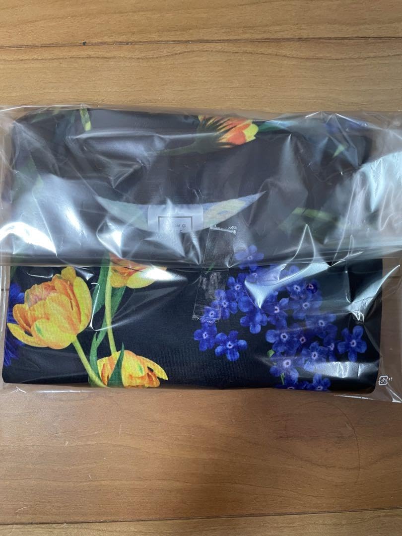 限定　miwa デカTシャツ Flower Ver. ブラック Amazon.co.jp: miwa デカTシャツ Flower Ver. ブラック : おもちゃ