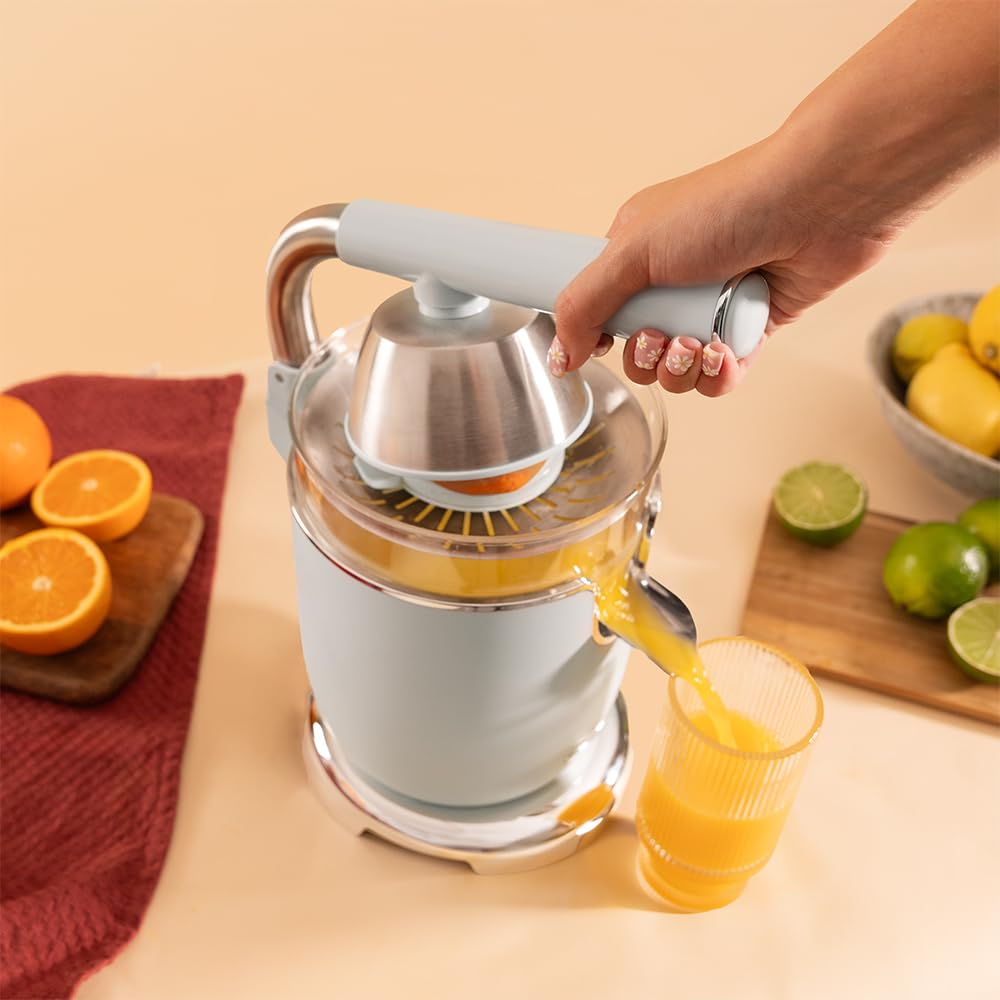 Cecotec Elektro-Zitruspresse - Orangen und Zitrusfrüchte - Xqueeze RetroJuice 1000 Blue. 1000W, Edelstahlfilter, 2 abnehmbare Konen in unterschiedlichen Größen, Hebel und Tropfstopp-System