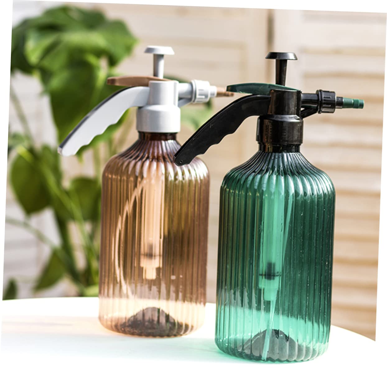 Yardwe 2stücke Handbewässerungssprüher Aus Kunststoff Drucksprühflasche Für Garten Haushalt Multifunktionale Gießkanne Dunkelbraun Für Pflanzenpflege Friseursalons Mehr