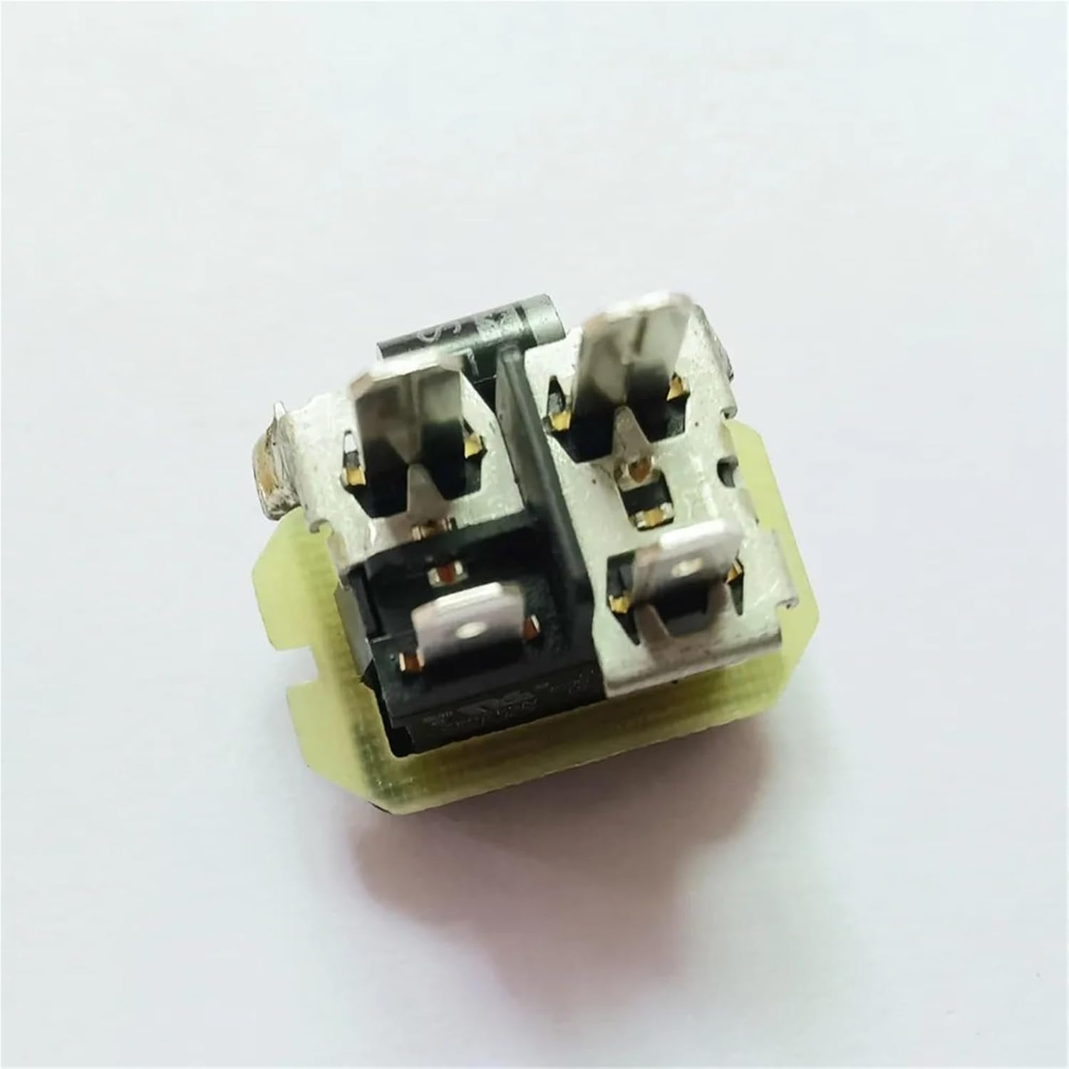 SLE210K2-S1 Rocker Switch 2gear 15x21MM with Waterproof Cap and Built-in diode