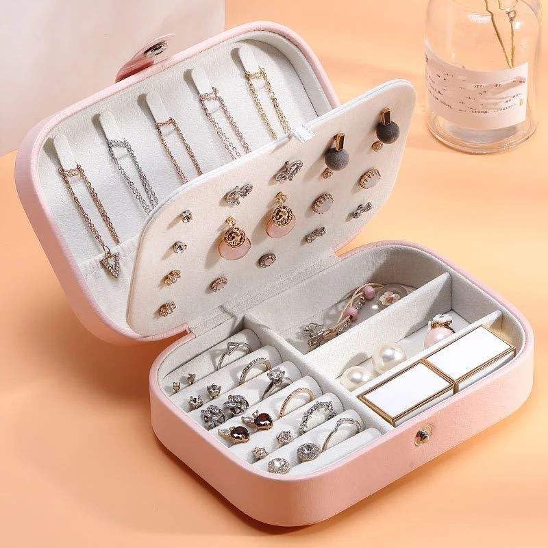 Image of PRIMIT Personalized Jewelry Box for Women & Girls - Travel Jewelry Organizer with Custom Name & Floral Design, Bridesmaid, Wedding, Anniversary (Lovely)