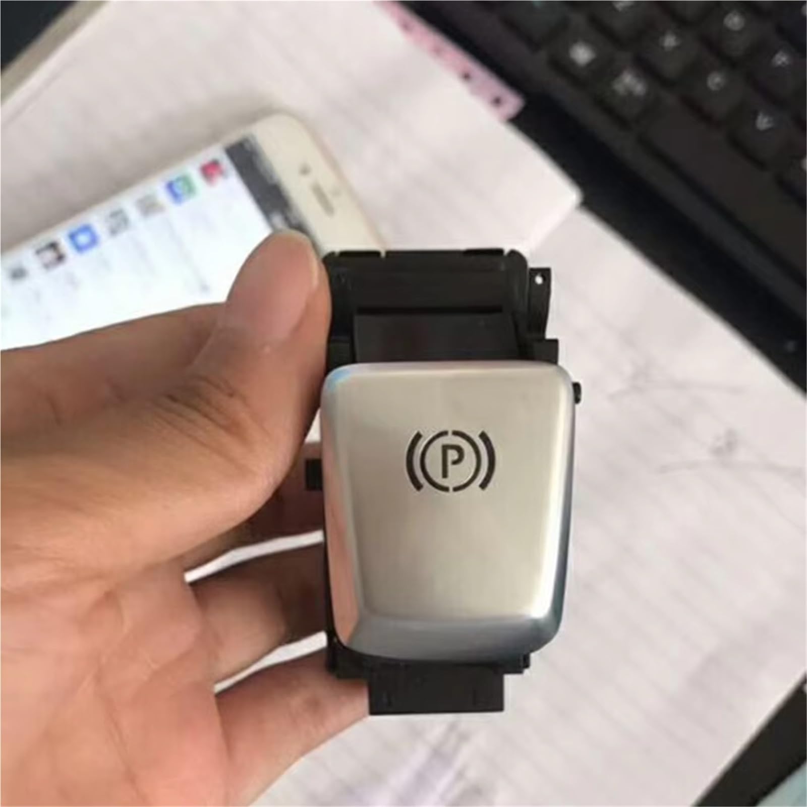 Pulsante Freno A Mano Compatibile Con Benz Per C180 C200 E200 E300 GLC350 Emergenza Per Parcheggio Freno Stazionamento Interruttore Pulsante Controllo Ricambi Auto 2139056608