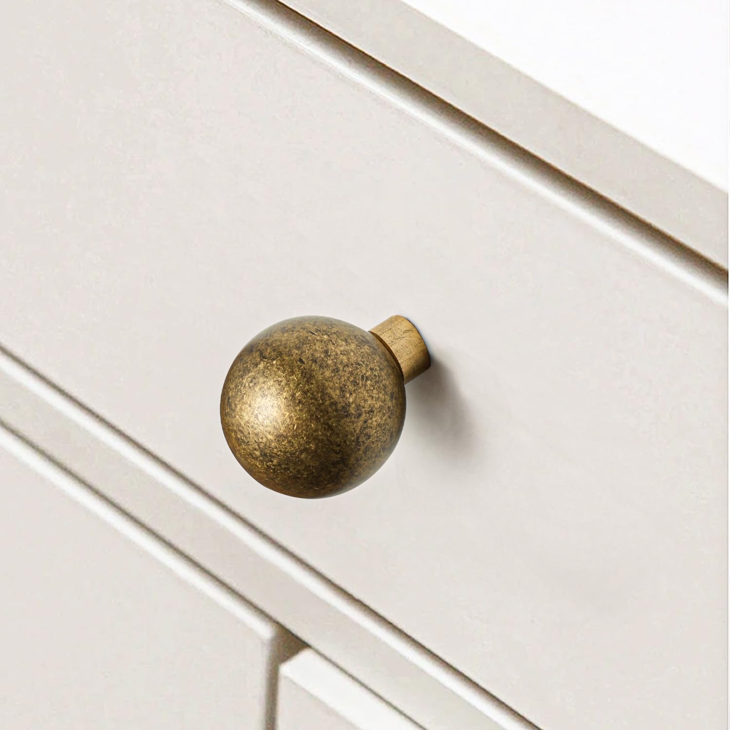2 Pack Vintage Kitchen 1 Inch(25mm) Diameters Cabinet Knobs Single Hole Dresser Pulls Handles for Cupboard Drawers Kitchen Cabinet Door Hardware, Antiques Brass