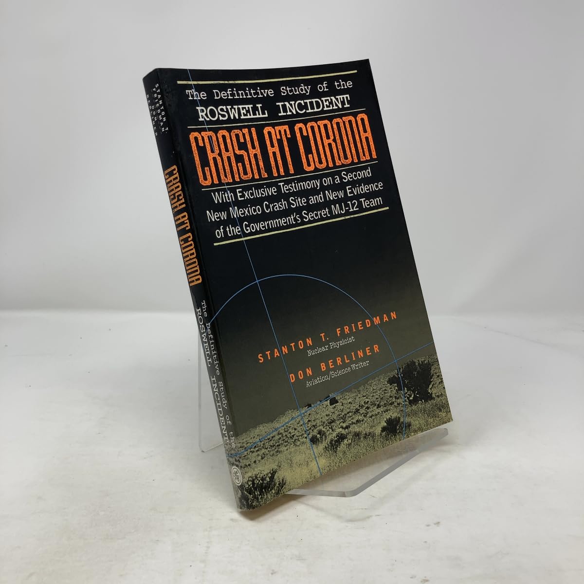 Buy Crash at Corona: US Military Retrieval and Cover-up of a UFO — BookShops.in