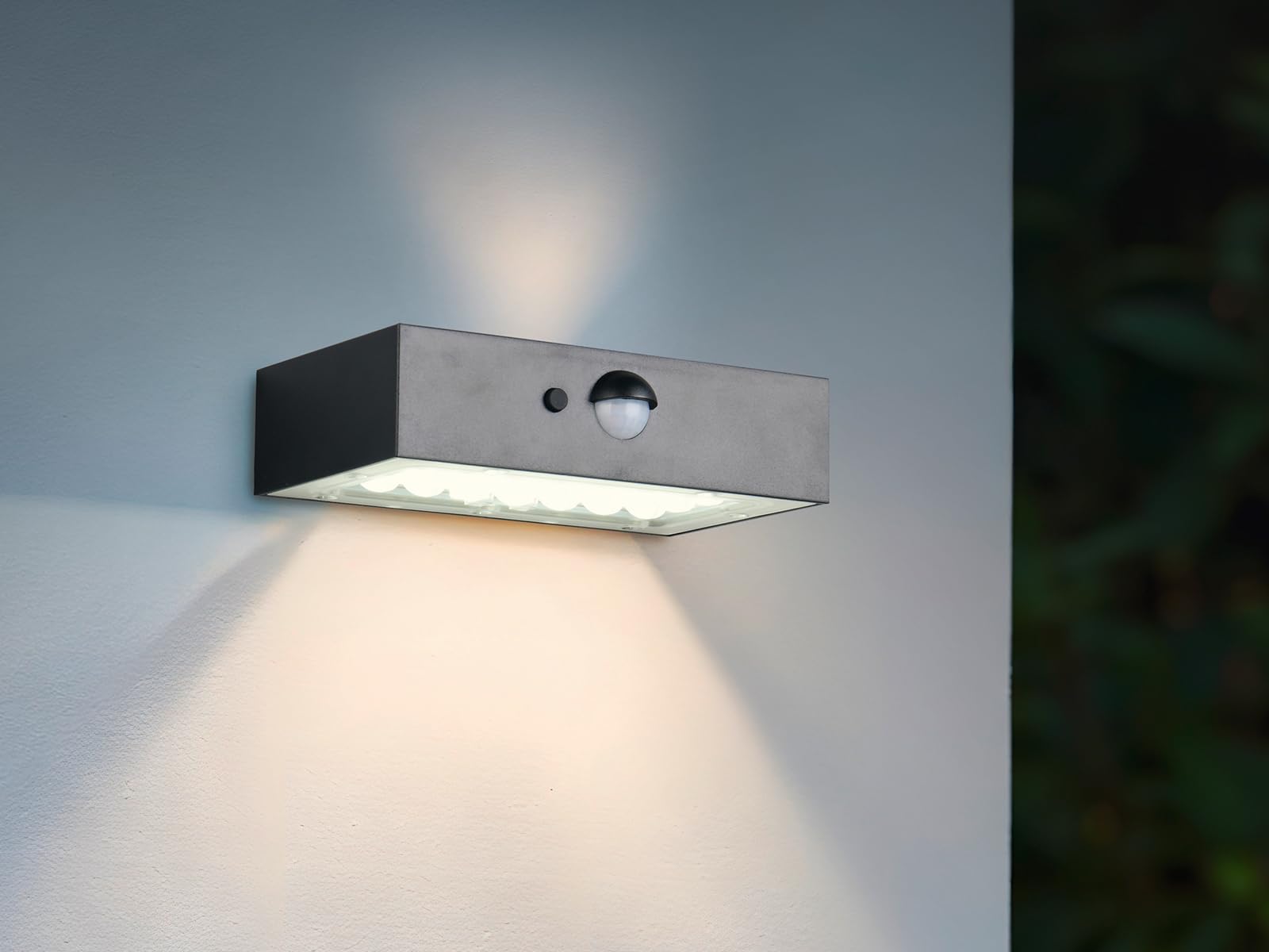 meineWunschleuchte 2er Set Solar Wandleuchte außen mit Bewegungsmelder, Terrassenbeleuchtung wetterfest