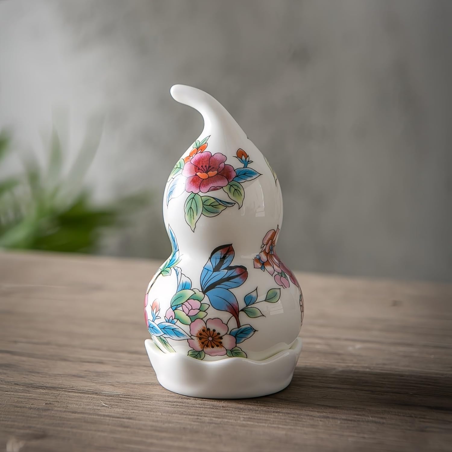 Ceramic hand-painted flower Toothpick Holder with Lid, elegant gourd toothpick dispenser, Waterproof Toothpick Case, Decorative Toothpick Box, Needle Cotton Swab Storage Organizer Container(Butterfly)