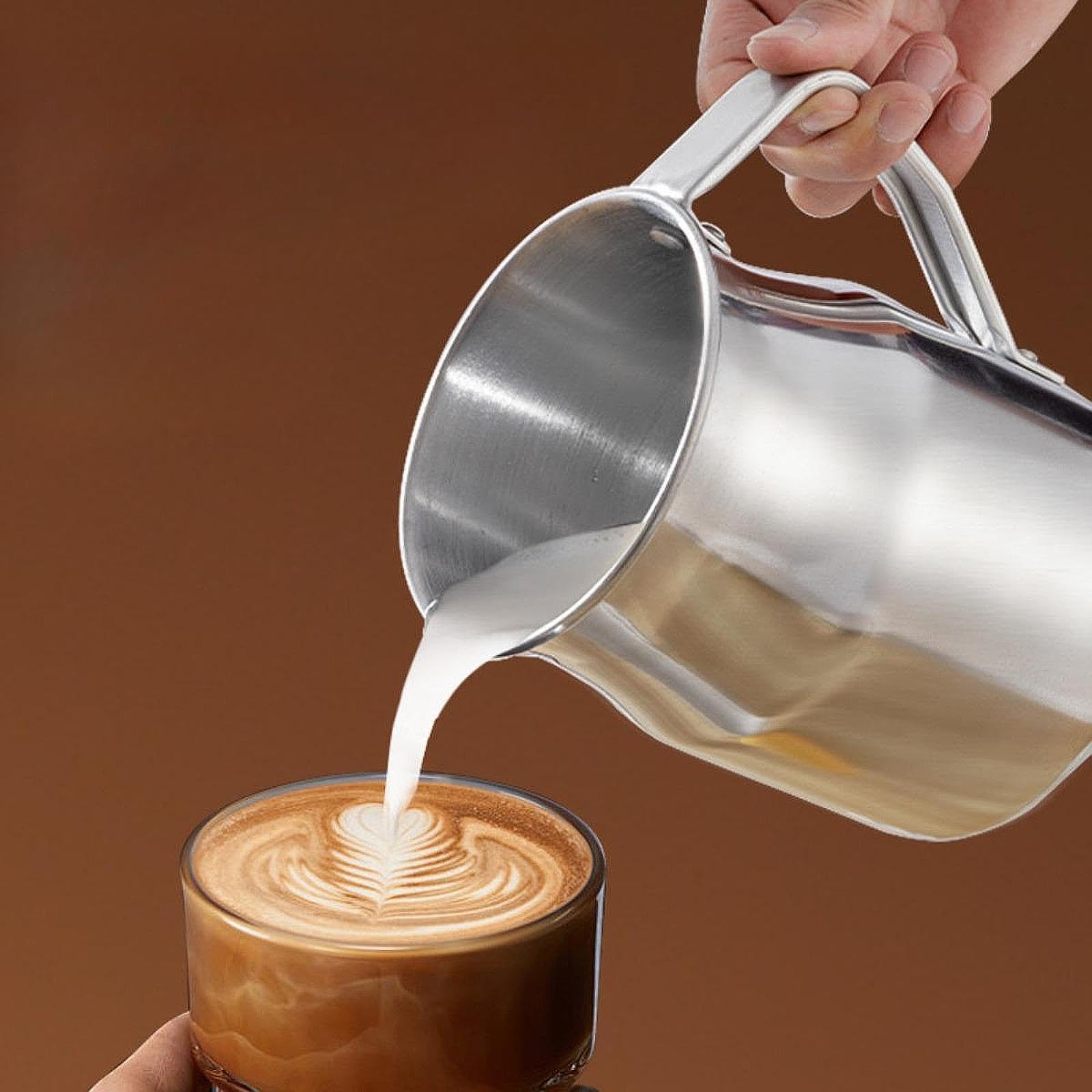 Pichet à Mousse De Lait En Aluminium 1L - Pour Art Latte Et Expresso - Résistant à La Chaleur, Bec Verseur Précis - 9