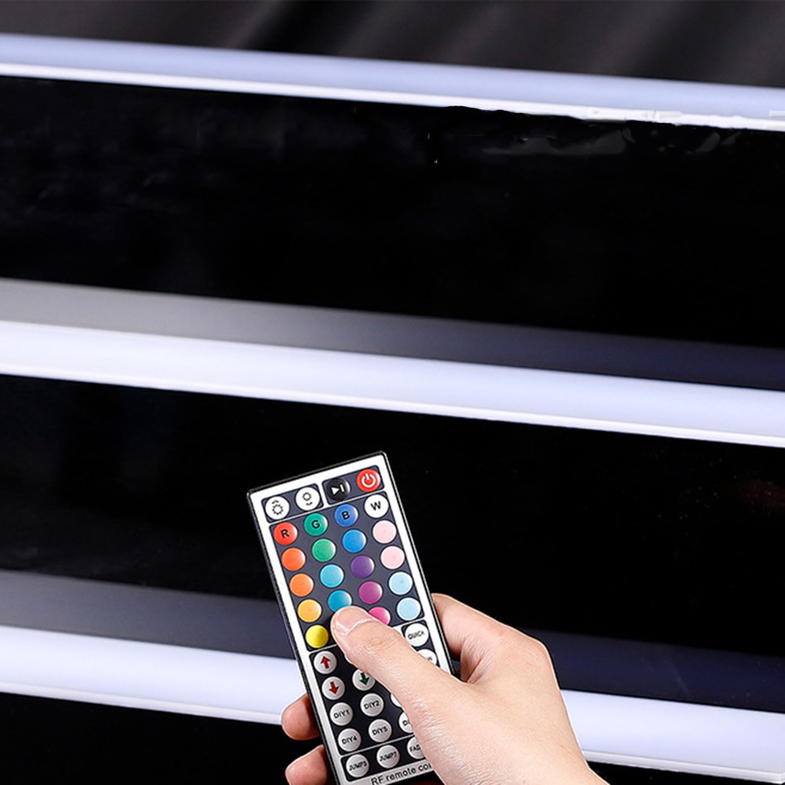 Amazon.co.jp: LEDライト付き酒瓶ディスプレイ棚、バーボトル 