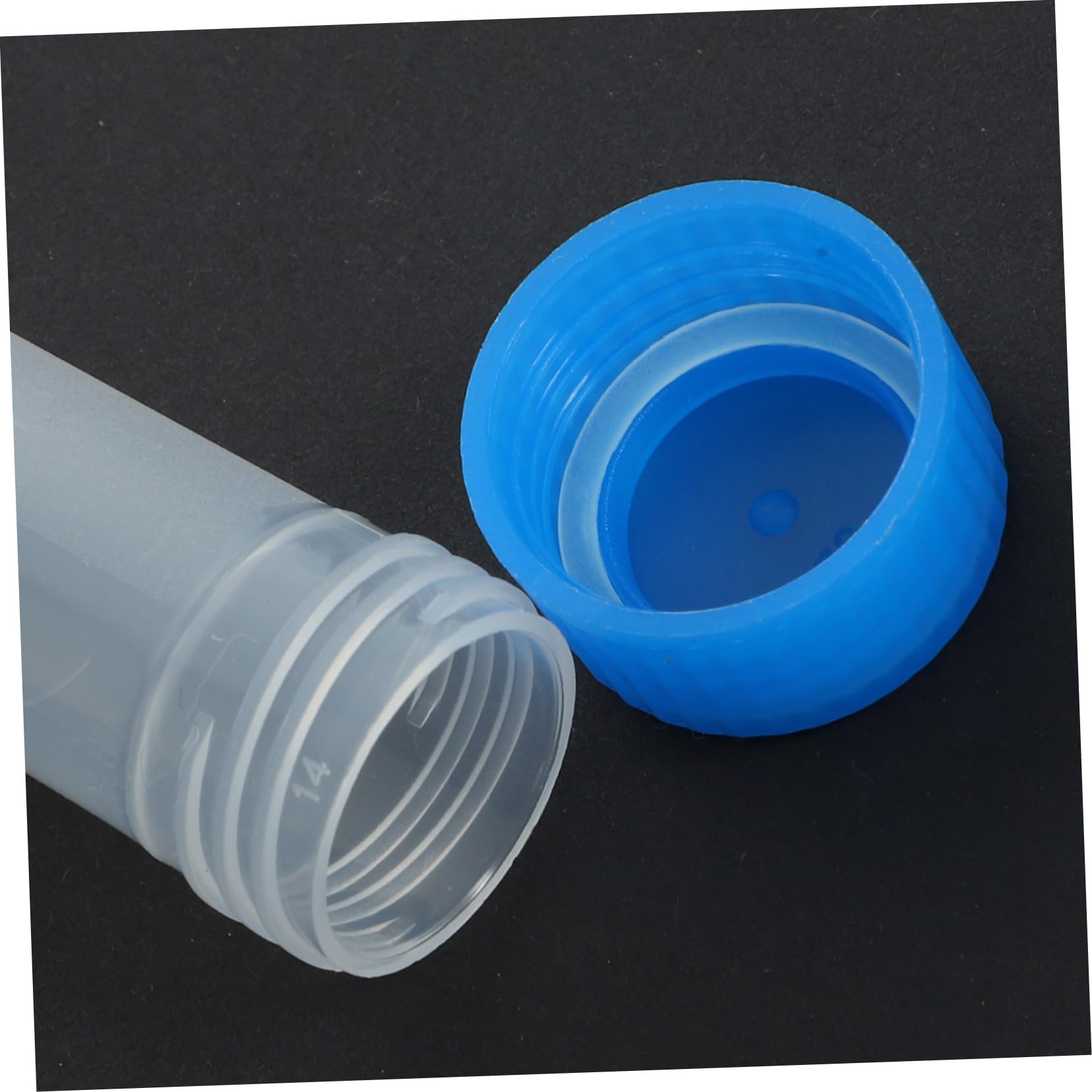 CIYODO 40pcs Cryovial Colorimetric Science Test Tube Lab Graduated Measure Tools Empty Candy Jars Refillable Tubes Liquid Test Tube Experiments Freezing Tubes Screw Cap Test Tubes Plastic