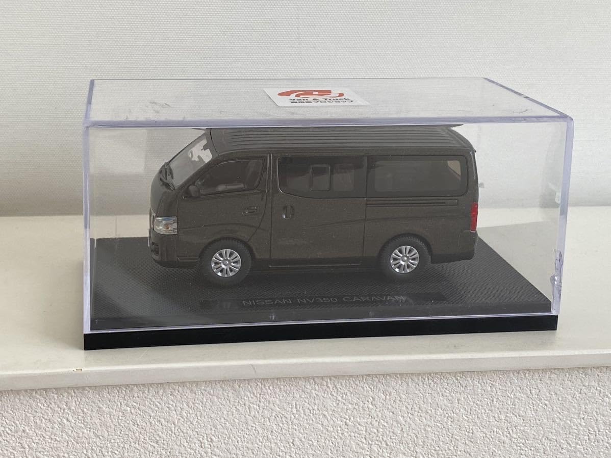 Amazon | 日産 NV350 キャラバン 1/43 プレミアムGX タイガーアイ