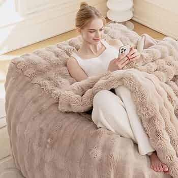 【送料無料】大人かわいいインテリア ローソファ1人掛け ふわふわ クッション 送料無料】大人かわいいインテリア ローソファ1人掛け ふわふわ